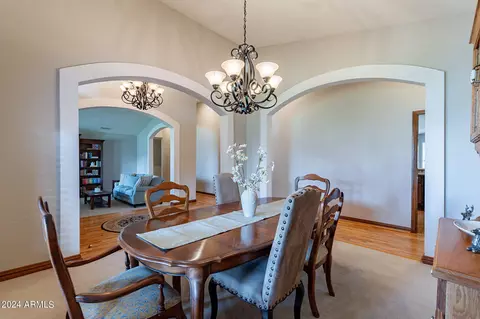 Dining - 3910 E Flossmoor Ave, Mesa, AZ 85206 photo 2 of 3