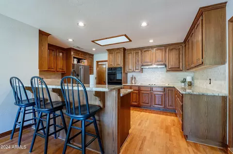 Kitchen - 3910 E Flossmoor Ave, Mesa, AZ 85206 photo 2 of 4