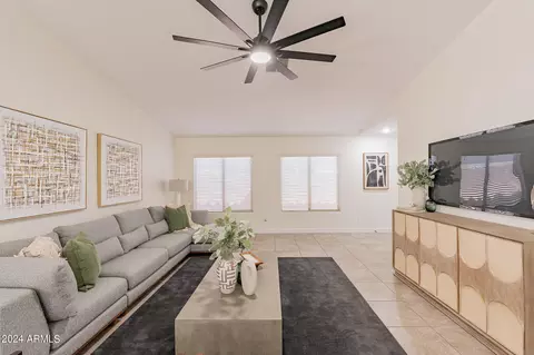 Living - 2026 E Anderson Dr, Phoenix, AZ 85022 photo 4 of 5
