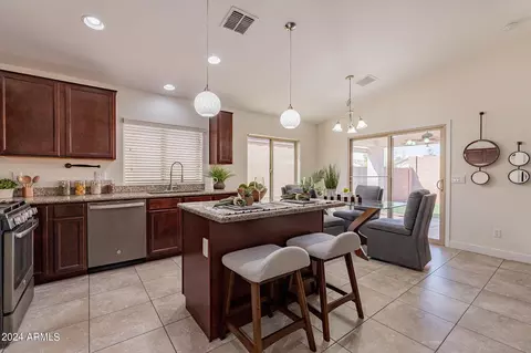 Kitchen - 2026 E Anderson Dr, Phoenix, AZ 85022 photo 2 of 8