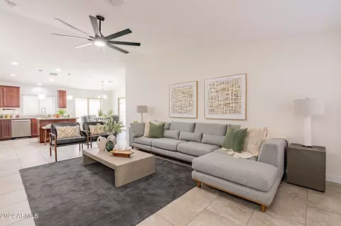Living - 2026 E Anderson Dr, Phoenix, AZ 85022 photo 1 of 5