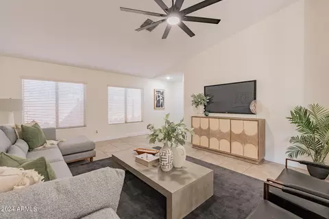 Living - 2026 E Anderson Dr, Phoenix, AZ 85022 photo 5 of 5