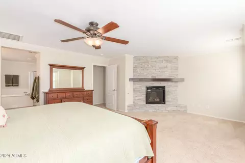 Bedroom - 2866 E Shannon St, Gilbert, AZ 85295 photo 2 of 8