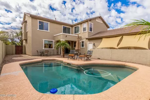 Exterior - 2866 E Shannon St, Gilbert, AZ 85295 photo 4 of 18