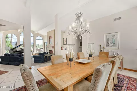 Dining - 4540 E Via Los Caballos --, Phoenix, AZ 85028 photo 1 of 4