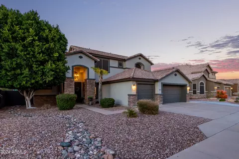 Exterior - 9632 E Navarro Ave, Mesa, AZ 85209 photo 3 of 15