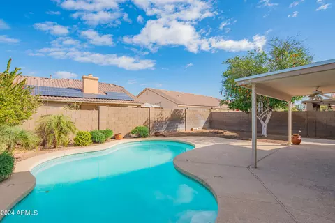 Exterior - 676 W Douglas Ave, Gilbert, AZ 85233 photo 5 of 8