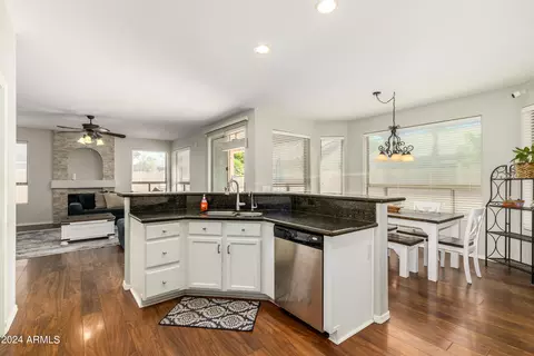 Kitchen - 3231 E Inverness Ave, Mesa, AZ 85204 photo 2 of 4