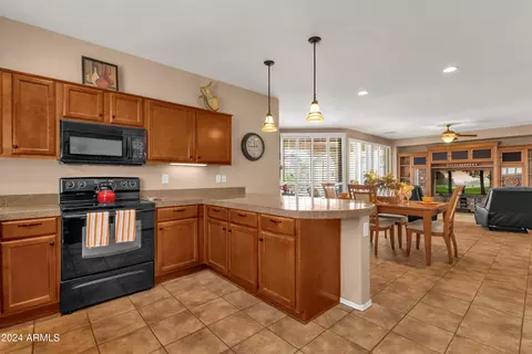4077 E Narrowleaf Dr, Gilbert, AZ 85298 photo 9