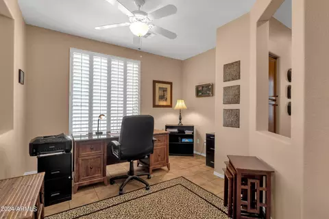 4077 E Narrowleaf Dr, Gilbert, AZ 85298 photo 5