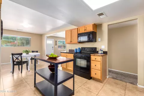 2452 E Blanche Dr, Phoenix, AZ 85032 photo 12