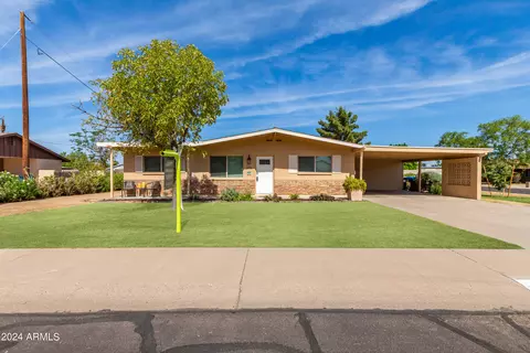 2452 E Blanche Dr, Phoenix, AZ 85032 photo 2