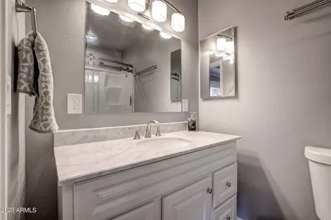Bath - 412 E Idle Cir, Payson, AZ 85541 photo 3 of 4