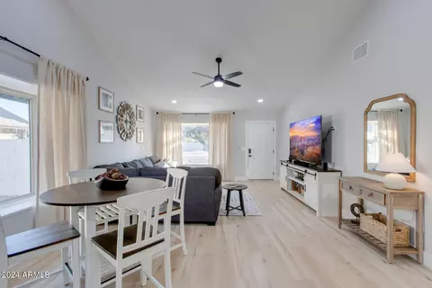 Dining - 644 W Wagner Ct, Gilbert, AZ 85233 photo 2 of 5