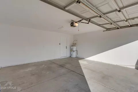 Exterior - 644 W Wagner Ct, Gilbert, AZ 85233 photo 7 of 19