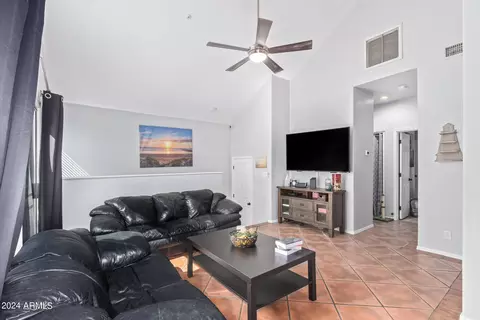 1633 E Lakeside Dr #68, Gilbert, AZ 85234