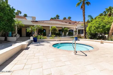 Exterior - 1633 E Lakeside Dr #68, Gilbert, AZ 85234 photo 10 of 12
