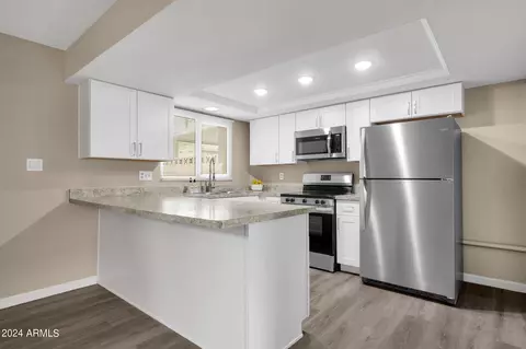 4321 W Lamar Rd, Glendale, AZ 85301