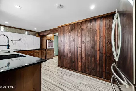 Kitchen - 2109 E Harvard St, Phoenix, AZ 85006 photo 2 of 5