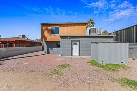 Exterior - 2109 E Harvard St, Phoenix, AZ 85006 photo 6 of 11