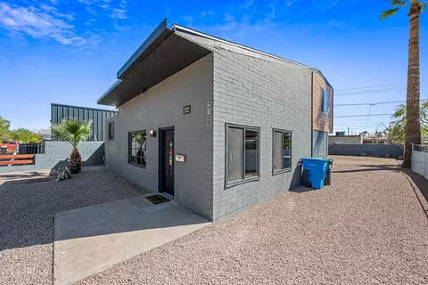 Exterior - 2109 E Harvard St, Phoenix, AZ 85006 photo 3 of 11
