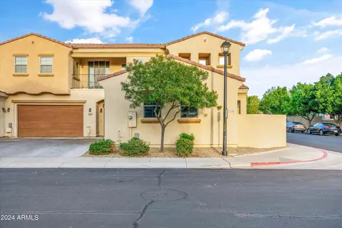 1367 S Country Club Dr #1106, Mesa, AZ 85210