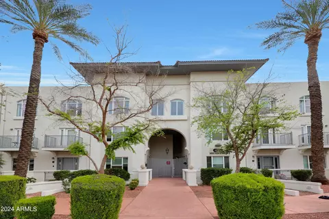 1081 W 1st St #15, Tempe, AZ 85281