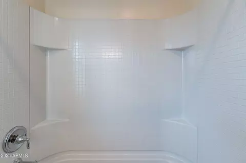 Bath - 3126 E Russell St, Mesa, AZ 85213 photo 6 of 6