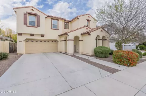 3126 E Russell St, Mesa, AZ 85213