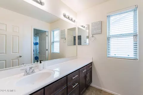 Bath - 3126 E Russell St, Mesa, AZ 85213 photo 5 of 6