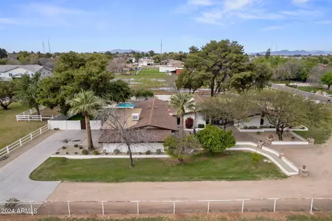 View/Area - 152 N 159th St, Gilbert, AZ 85234 photo 3 of 12
