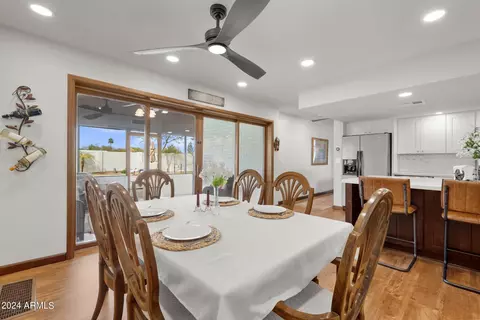 Dining - 152 N 159th St, Gilbert, AZ 85234 photo 3 of 3