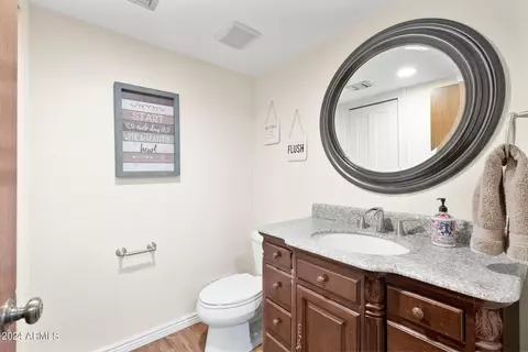 Bath - 152 N 159th St, Gilbert, AZ 85234 photo 4 of 4