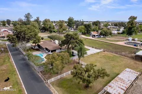View/Area - 152 N 159th St, Gilbert, AZ 85234 photo 9 of 12