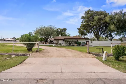View/Area - 152 N 159th St, Gilbert, AZ 85234 photo 1 of 12