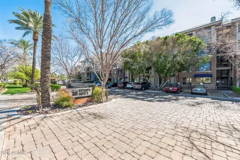 1701 E Colter St #390, Phoenix, AZ 85016