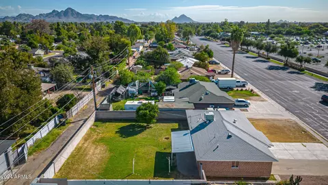 1632 W Bethany Home Rd, Phoenix, AZ 85015