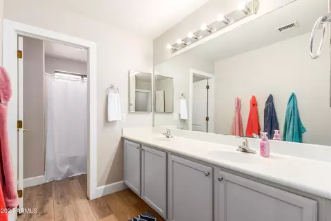 Bath - 5460 E Glade Ave, Mesa, AZ 85206 photo 4 of 4