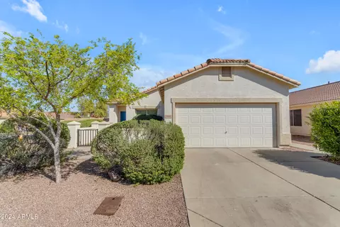 1002 E Milada Dr, Phoenix, AZ 85042