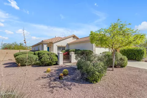1002 E Milada Dr, Phoenix, AZ 85042 photo 2