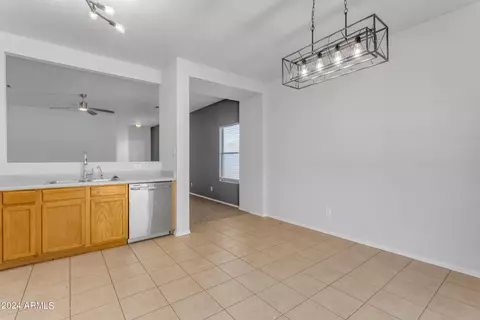 1002 E Milada Dr, Phoenix, AZ 85042 photo 14