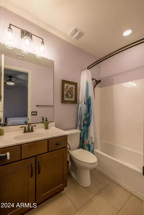 Bath - 10620 E Tiburon Ave, Mesa, AZ 85212 photo 3 of 5
