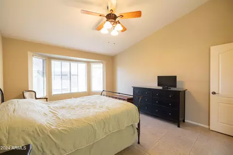 Bedroom - 4208 E Ford Ave, Gilbert, AZ 85234 photo 4 of 9