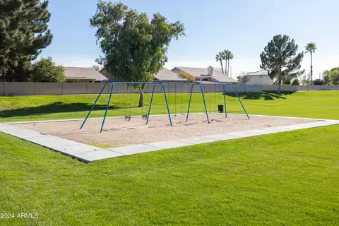 View/Area - 4208 E Ford Ave, Gilbert, AZ 85234 photo 1 of 3