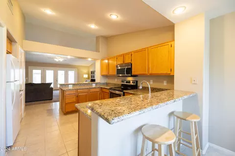 Kitchen - 4208 E Ford Ave, Gilbert, AZ 85234 photo 12 of 12