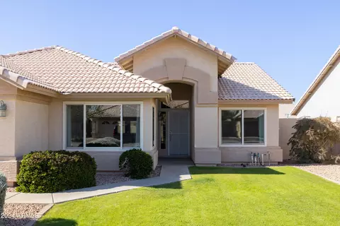 Exterior - 4208 E Ford Ave, Gilbert, AZ 85234 photo 7 of 25