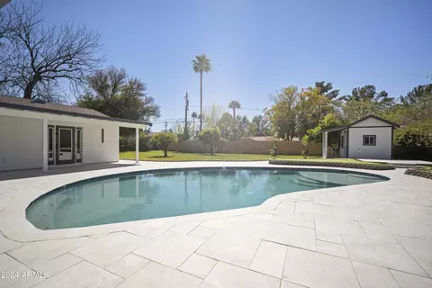 Exterior - 2441 E Whitton Ave, Phoenix, AZ 85016 photo 4 of 14