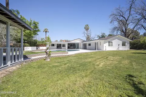 Exterior - 2441 E Whitton Ave, Phoenix, AZ 85016 photo 10 of 14