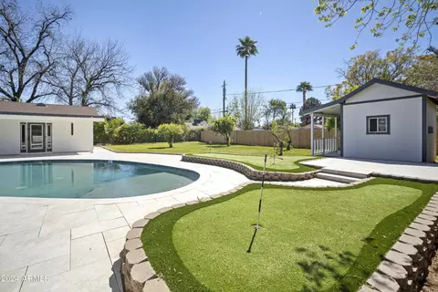 Exterior - 2441 E Whitton Ave, Phoenix, AZ 85016 photo 8 of 14