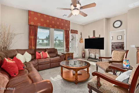 Living - 6202 E Mckellips Rd #283, Mesa, AZ 85215 photo 3 of 4